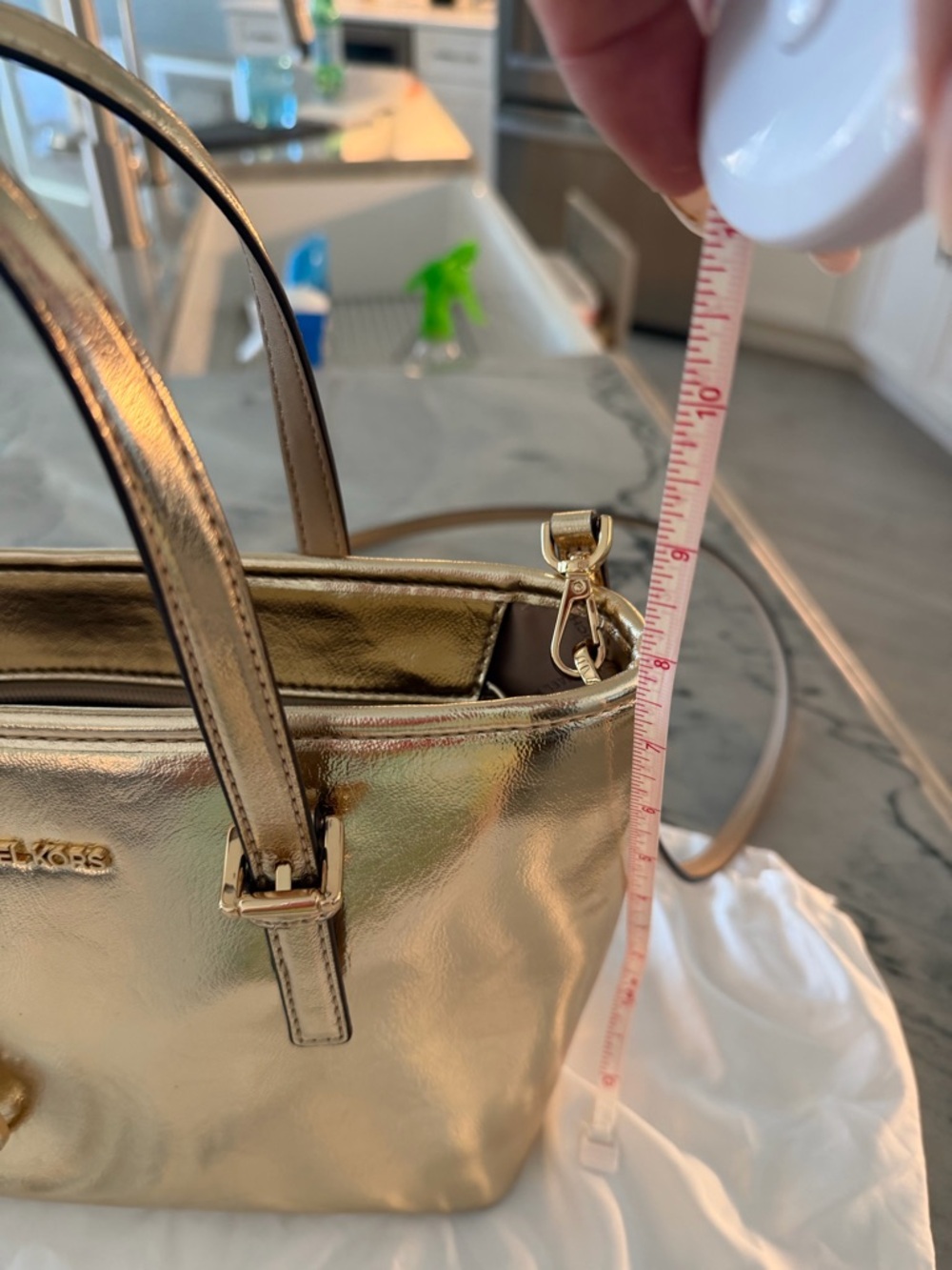 Michael Kors Metallic Gold Leather Tote with Crossbody Strap - Picture 7 of 7